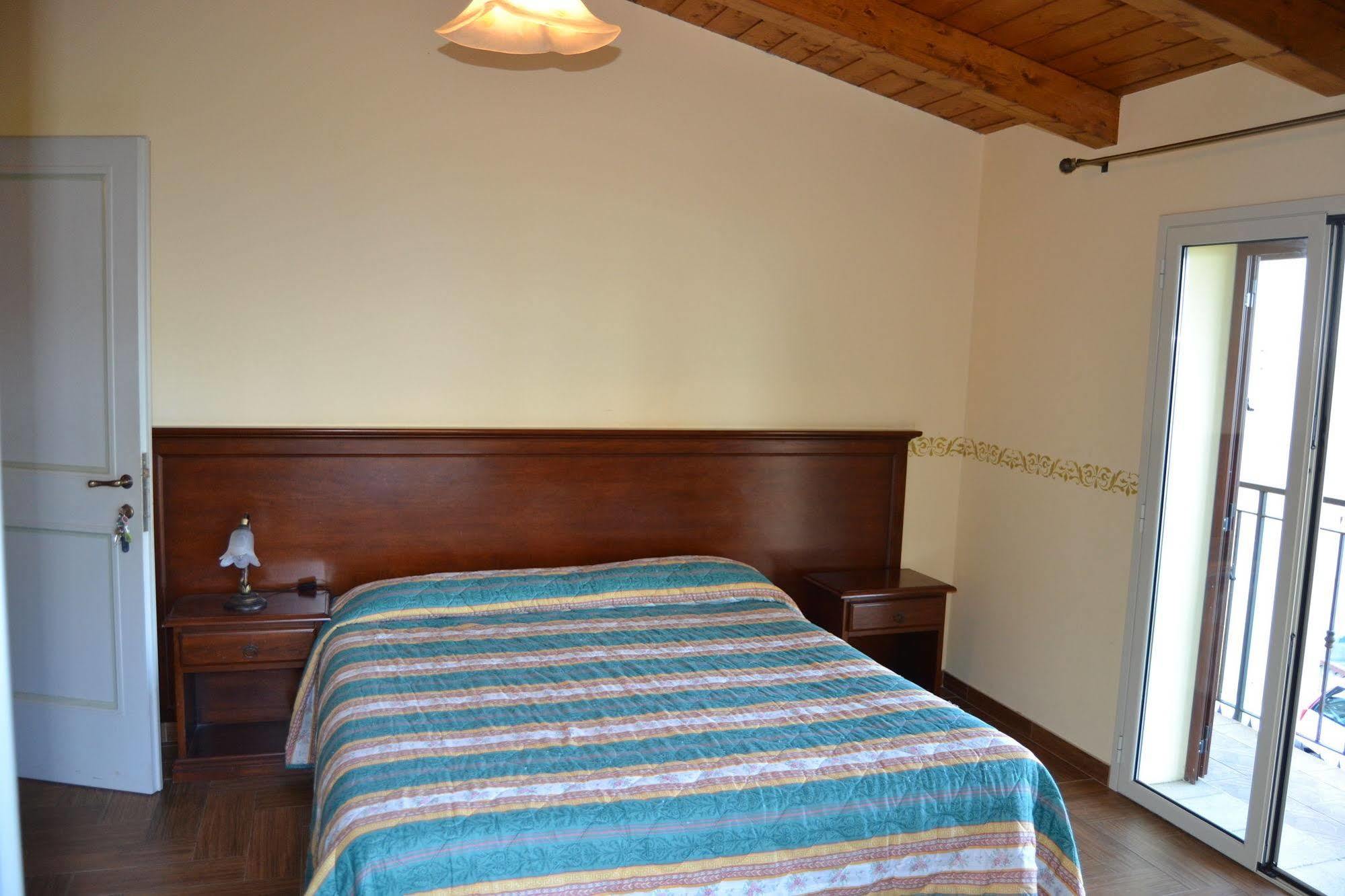 B&B Villa Chianalea Scilla Buitenkant foto