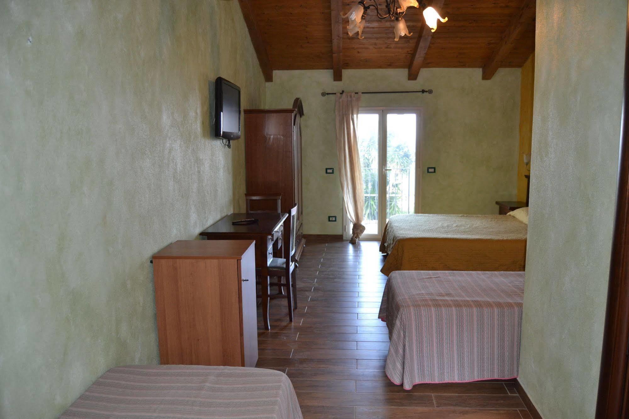 B&B Villa Chianalea Scilla Buitenkant foto