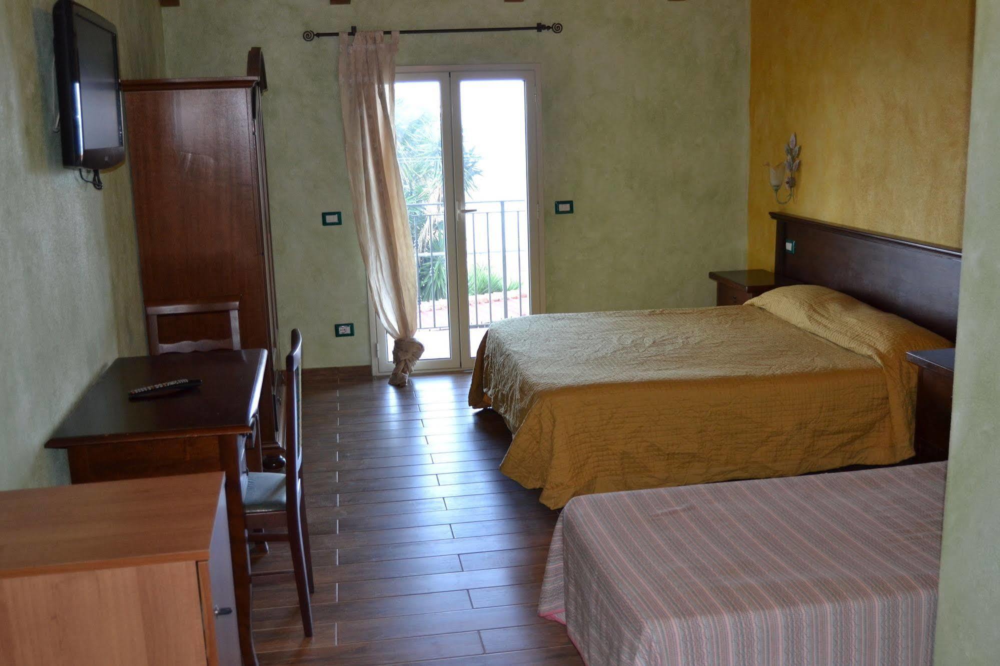 B&B Villa Chianalea Scilla Buitenkant foto
