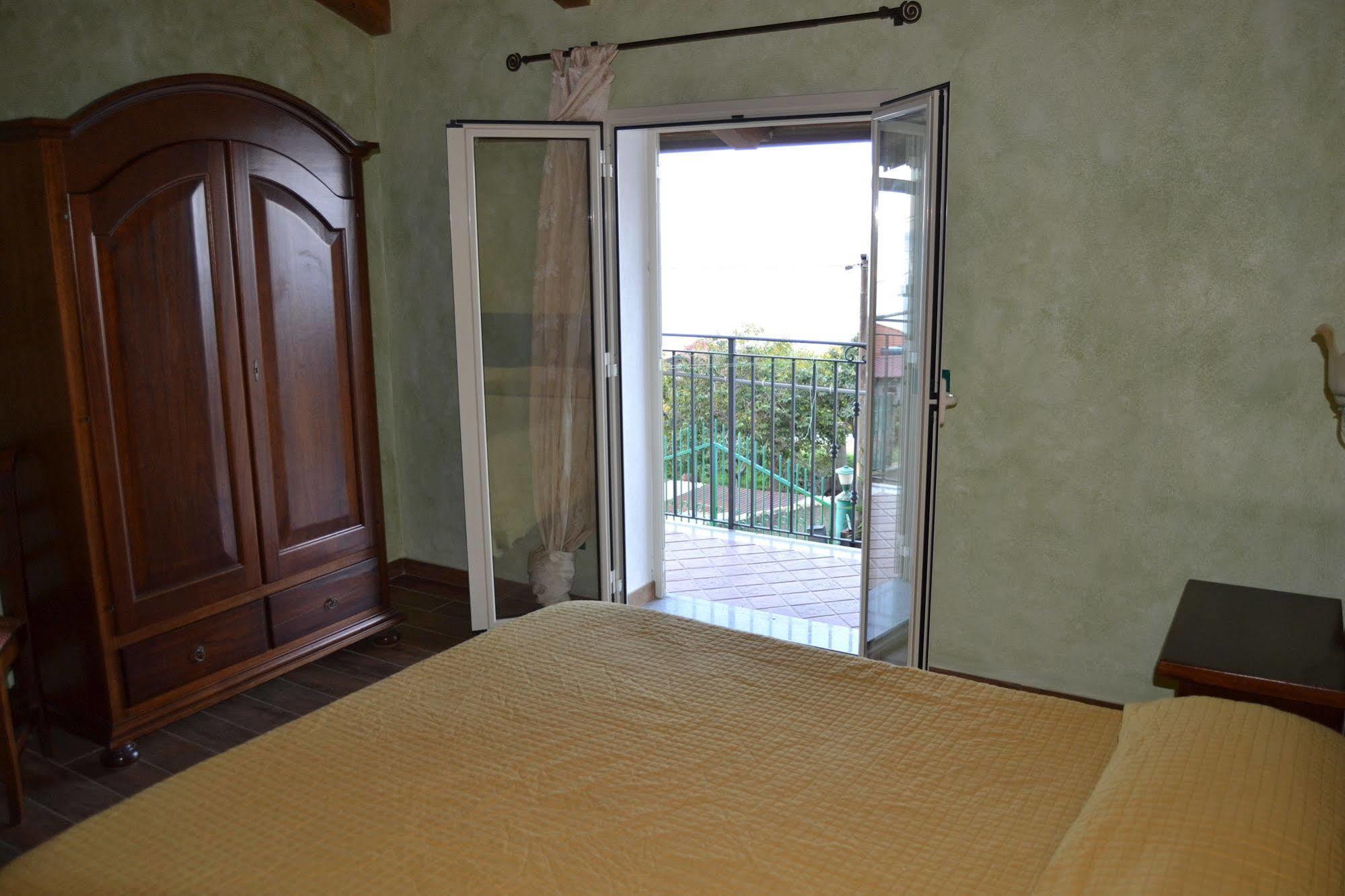 B&B Villa Chianalea Scilla Buitenkant foto
