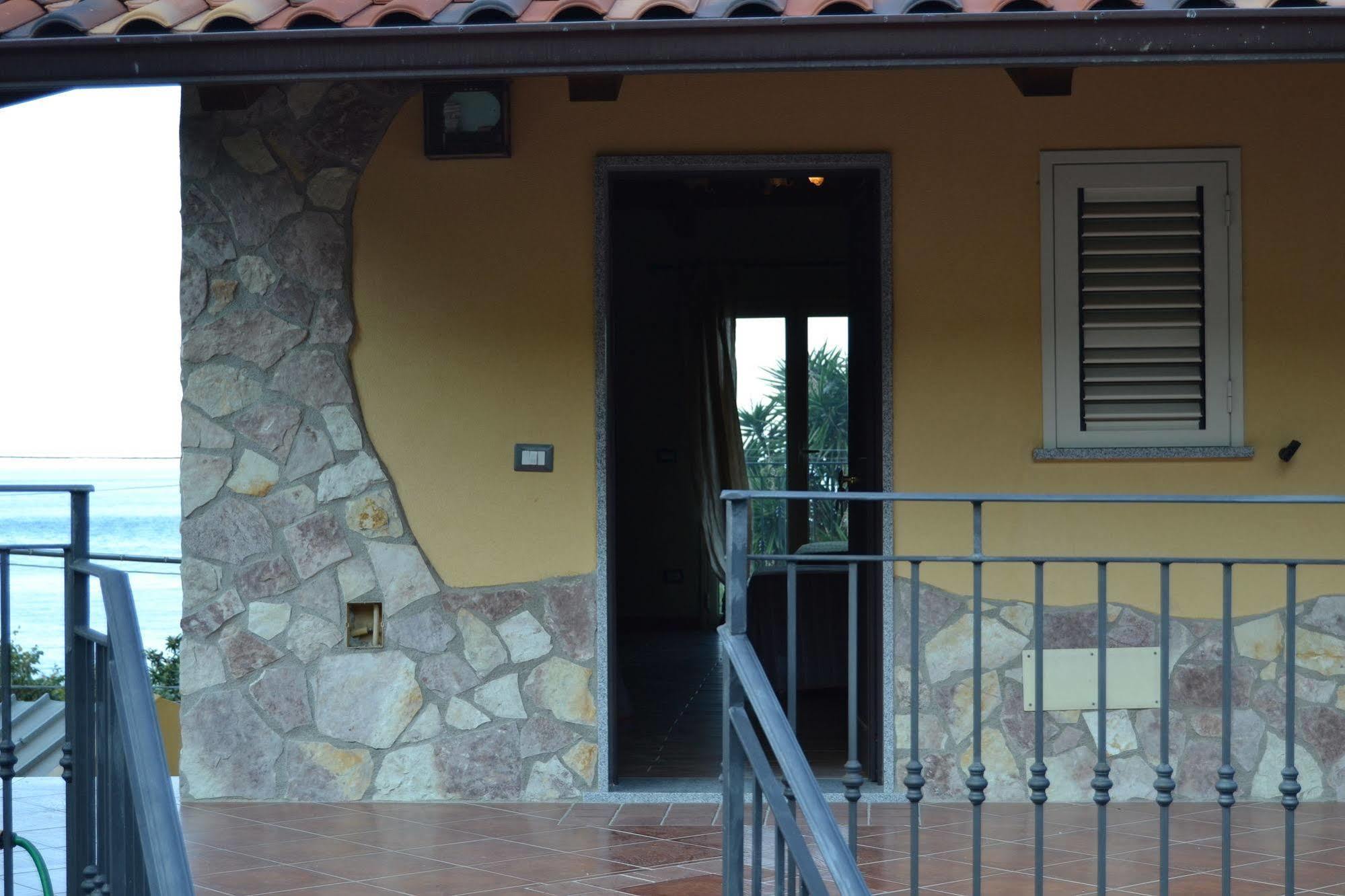 B&B Villa Chianalea Scilla Buitenkant foto